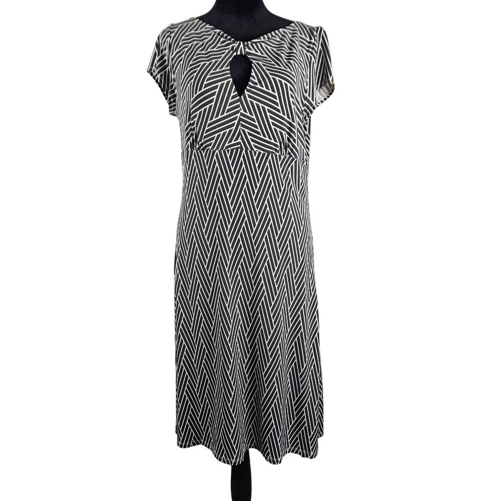 Ann Taylor Size 8 Geometric Print Womens Knee-Length Dress with Keyhole Detail